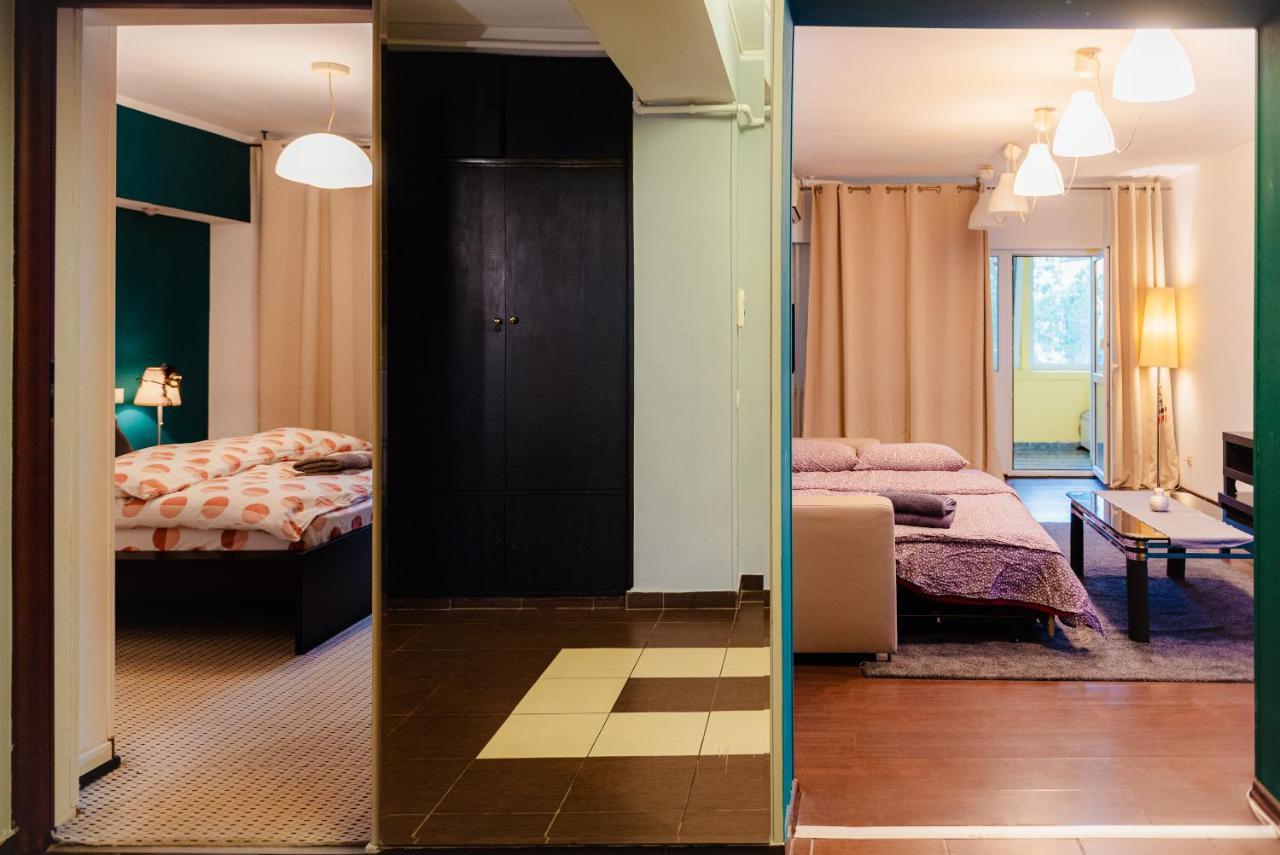 Comfy Apartment With Private Parking And Netflix Bucarest Exterior foto